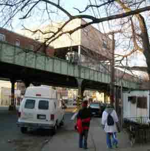 Dyre Road/Eastchester Subway Station